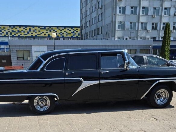 1966 ГАЗ 13 «Чайка», чёрный, 4990000 рублей - вид 1