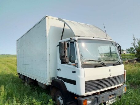 1995 Mercedes-Benz 814, белый, 700000 рублей, вид 1
