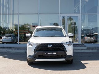2024 Toyota Corolla Cross I, белый, 2950000 рублей, вид 3