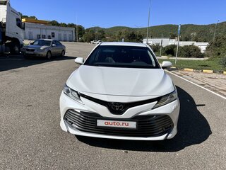 2020 Toyota Camry VIII (XV70), белый, 3000000 рублей, вид 1