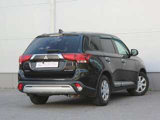 2019 Mitsubishi Outlander III Рестайлинг 3, чёрный, 1775000 рублей, вид 2