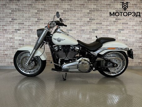 2018 Harley-Davidson Fat Boy, белый, 1985000 рублей, вид 3