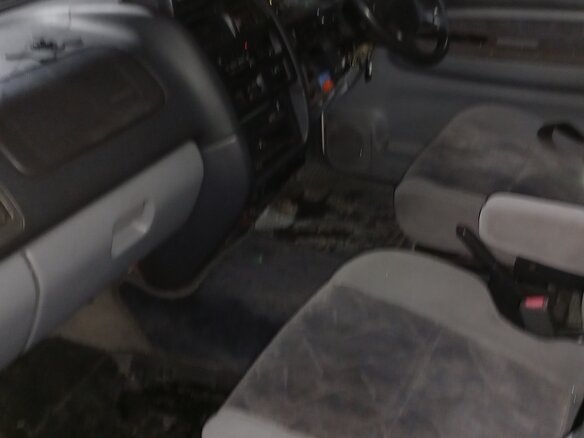 1995 Mazda MPV I (LV), белый, 800000 рублей - вид 16