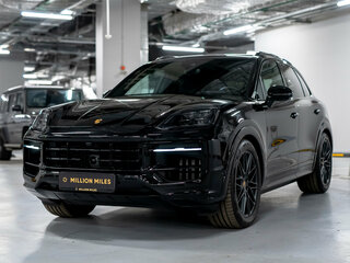 2025 Porsche Cayenne GTS III Рестайлинг, чёрный, 22990000 рублей, вид 5