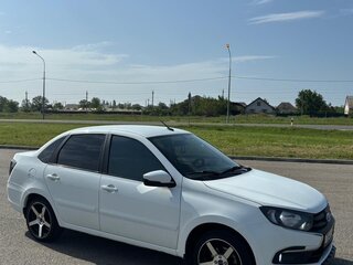 2020 Lada (ВАЗ) Granta I Рестайлинг, белый, 720000 рублей, вид 4