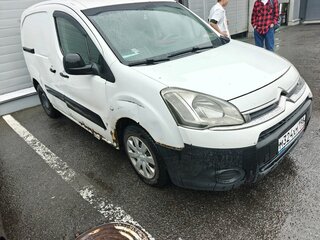 2012 Citroen Berlingo II Рестайлинг, белый, 399000 рублей, вид 1
