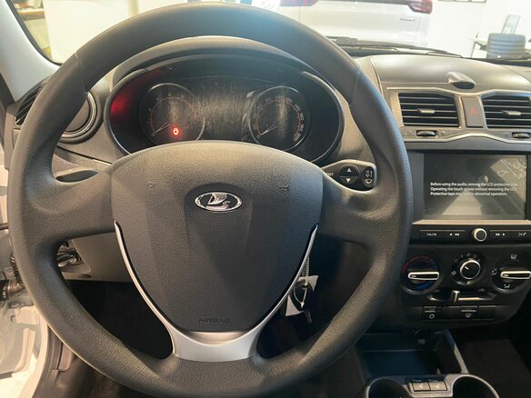 2025 Lada (ВАЗ) Granta I Рестайлинг, белый, 1248000 рублей - вид 9