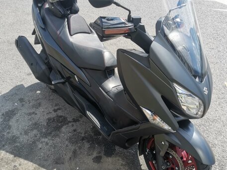 2018 Suzuki Burgman (SkyWave) 400, чёрный, 570000 рублей, вид 2