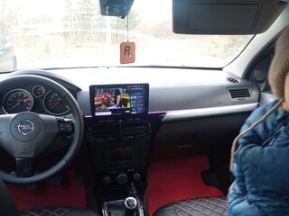 2011 Opel Astra H Рестайлинг, серый, 610000 рублей, вид 4