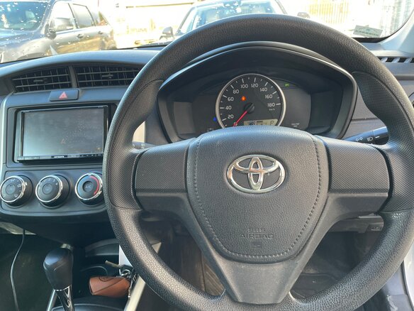 2020 Toyota Corolla Fielder XI (E160, E170) Рестайлинг 2, серый, 1550000 рублей - вид 8