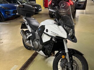 2012 Honda VFR 1200X (Crosstourer), белый, 850000 рублей, вид 2