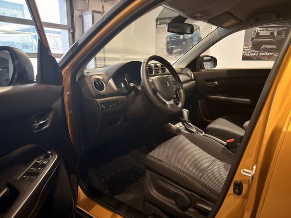 2025 Suzuki Vitara MHEV II Рестайлинг 2, золотистый, 3499000 рублей - вид 12