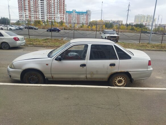 2010 Daewoo Nexia I Рестайлинг, серебристый, 80000 рублей - вид 1