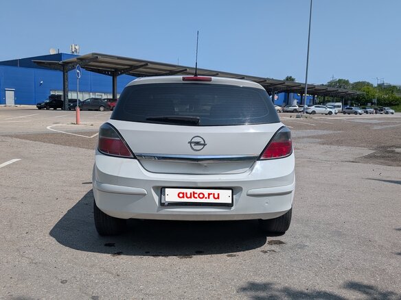 2012 Opel Astra H Рестайлинг, белый, 510000 рублей - вид 5