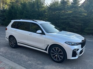 2020 BMW X7 M50i I (G07), белый, 5900000 рублей, вид 5