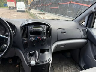 2008 Hyundai Grand Starex, белый, 725000 рублей, вид 5