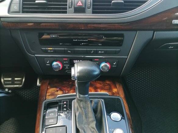 2010 Audi A7 I (4G), коричневый, 1900000 рублей - вид 18