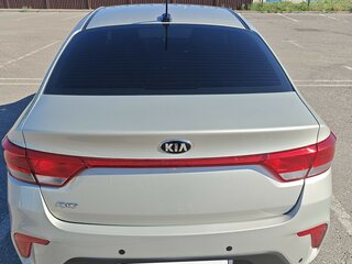2018 Kia Rio IV, бежевый, 1549900 рублей, вид 2