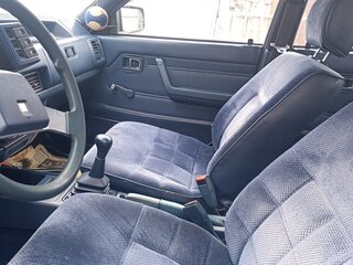 1985 Mazda 626 II (GC), серебристый, 49000 рублей, вид 4