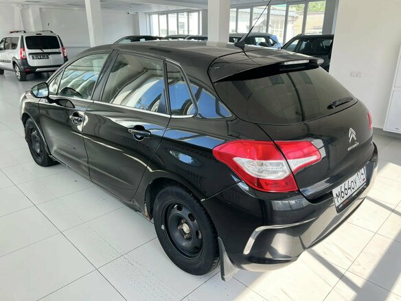 2012 Citroen C4 II, чёрный, 360000 рублей - вид 5
