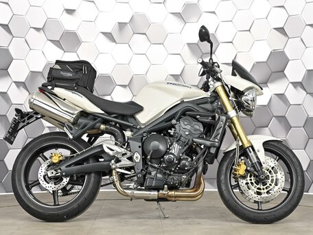 2007 Triumph Street Triple, белый, 477000 рублей, вид 3