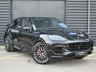 2026 Porsche Cayenne GTS Coupé III Рестайлинг, чёрный, 23890000 рублей, вид 2