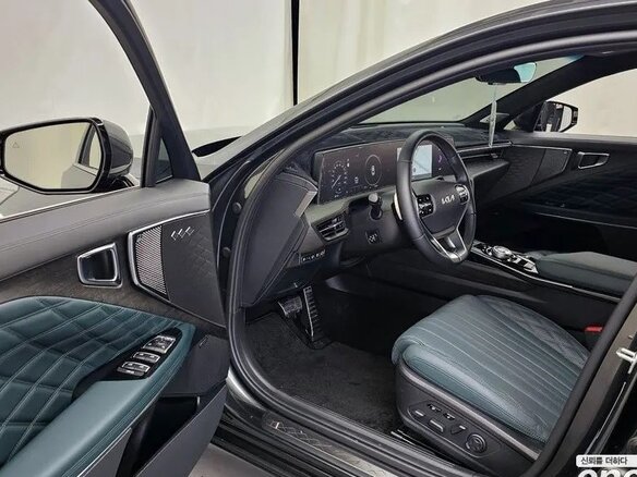 2023 Kia K8 I, серебристый, 7789680 рублей - вид 7