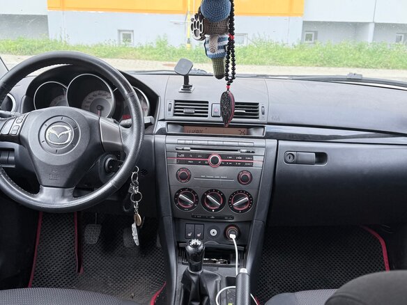 2007 Mazda 3 I (BK) Рестайлинг, чёрный - вид 2