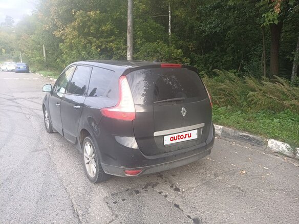 2010 Renault Scenic Grand III, чёрный, 770000 рублей - вид 6