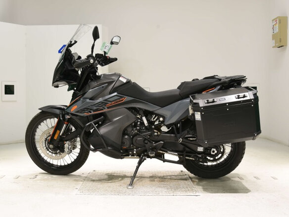 2023 KTM 890 Adventure, чёрный, 1000000 рублей - вид 1