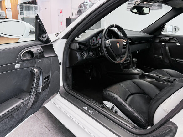 2007 Porsche 911 Turbo VI (997), белый, 14800000 рублей - вид 7