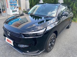 2021 Honda Vezel II, серебристый, 1755000 рублей, вид 1