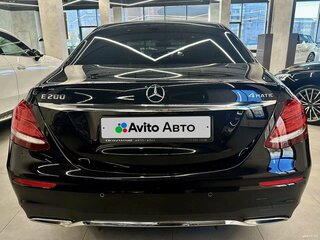 2020 Mercedes-Benz E-Класс 200 V (W213, S213, C238), чёрный, 4570000 рублей, вид 4