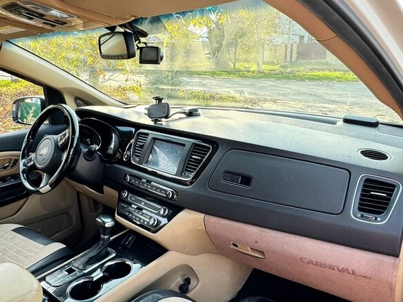 2018 Kia Carnival III, белый, 2790000 рублей - вид 9