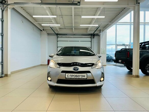 2014 Toyota Aqua I, серый, 1099999 рублей - вид 9
