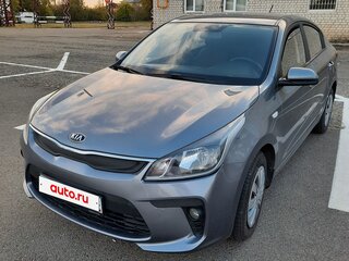 2019 Kia Rio IV, серый, 1450000 рублей, вид 1