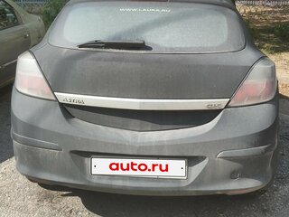 2008 Opel Astra GTC H Рестайлинг, чёрный, 330000 рублей, вид 3