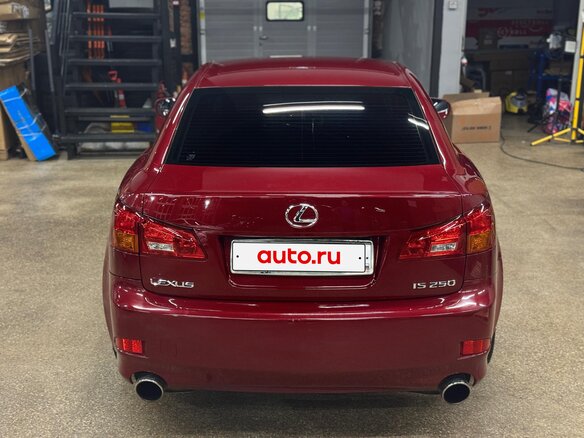 2008 Lexus IS 250 II Рестайлинг, красный, 1300000 рублей - вид 7