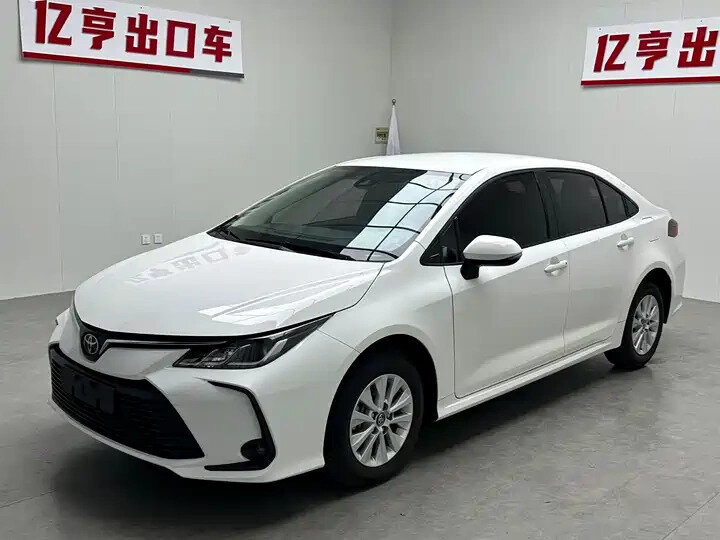Открыть фотографии: Toyota Corolla XII (E210)