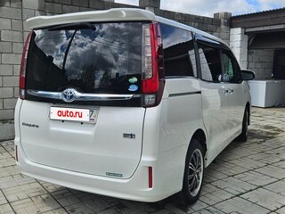2015 Toyota Esquire I, белый, 1990000 рублей, вид 2