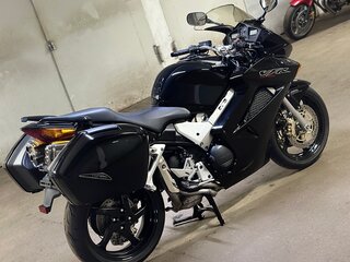 2002 Honda VFR 800, чёрный, 590000 рублей, вид 3