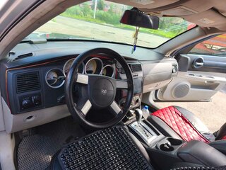 2007 Dodge Charger VI (LX), серебристый, 1100000 рублей, вид 4