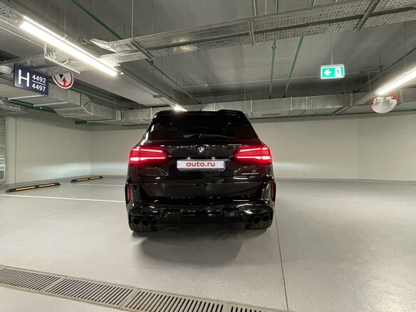 2021 BMW X5 M Competition III (F95), чёрный, 12000000 рублей - вид 10