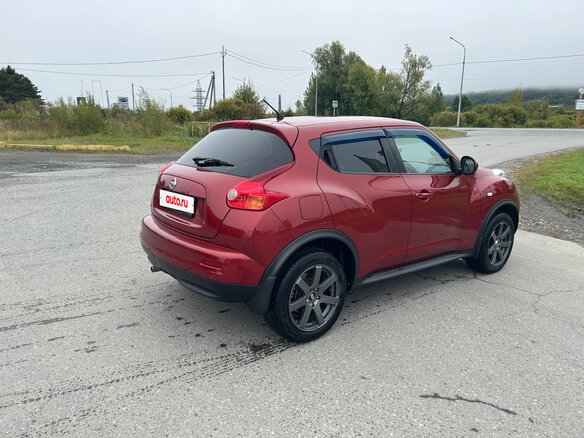 2014 Nissan Juke I, красный - вид 1
