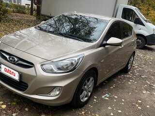 2011 Hyundai Solaris I, бежевый, 670000 рублей, вид 1