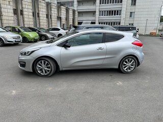 2015 Kia Ceed II, серебристый, 980000 рублей, вид 4
