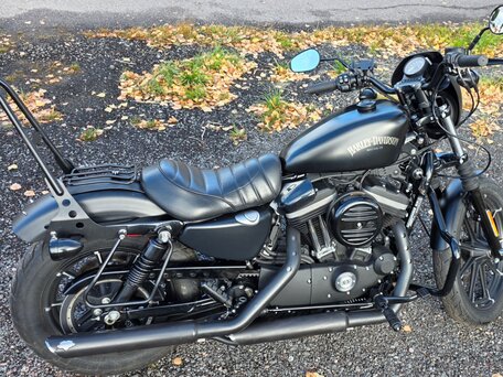 2021 Harley-Davidson Sportster 883, чёрный, 800000 рублей, вид 2