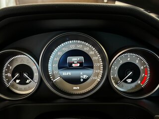 2015 Mercedes-Benz E-Класс 300 IV (W212, S212, C207) Рестайлинг, белый, 4200000 рублей, вид 4