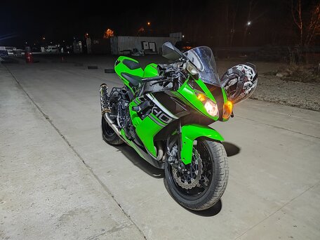 2008 Kawasaki ZX-10R Ninja, зелёный, 730000 рублей, вид 4