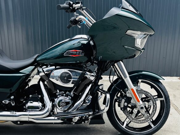 2024 Harley-Davidson Road Glide, зелёный, 3750000 рублей - вид 7